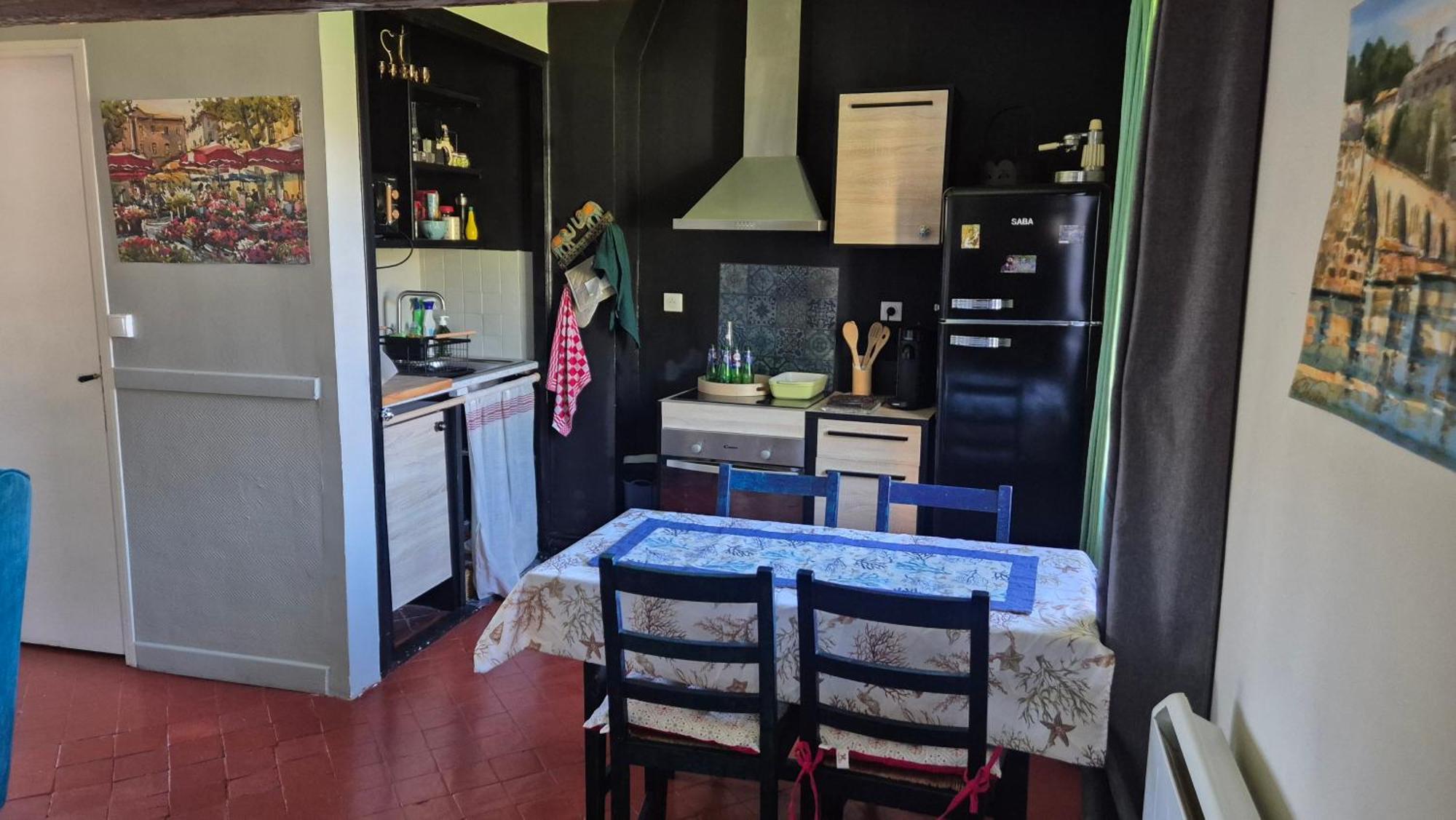 Un Nid Sur Les Toits Face Au Palais Des Papes Apartment Avignon Exterior photo
